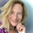 OEB speaker Brenda Vos